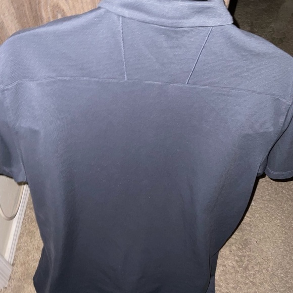 Men’s Nike used  golf polo shirt dark blue size XL aeroreact - Picture 2 of 3